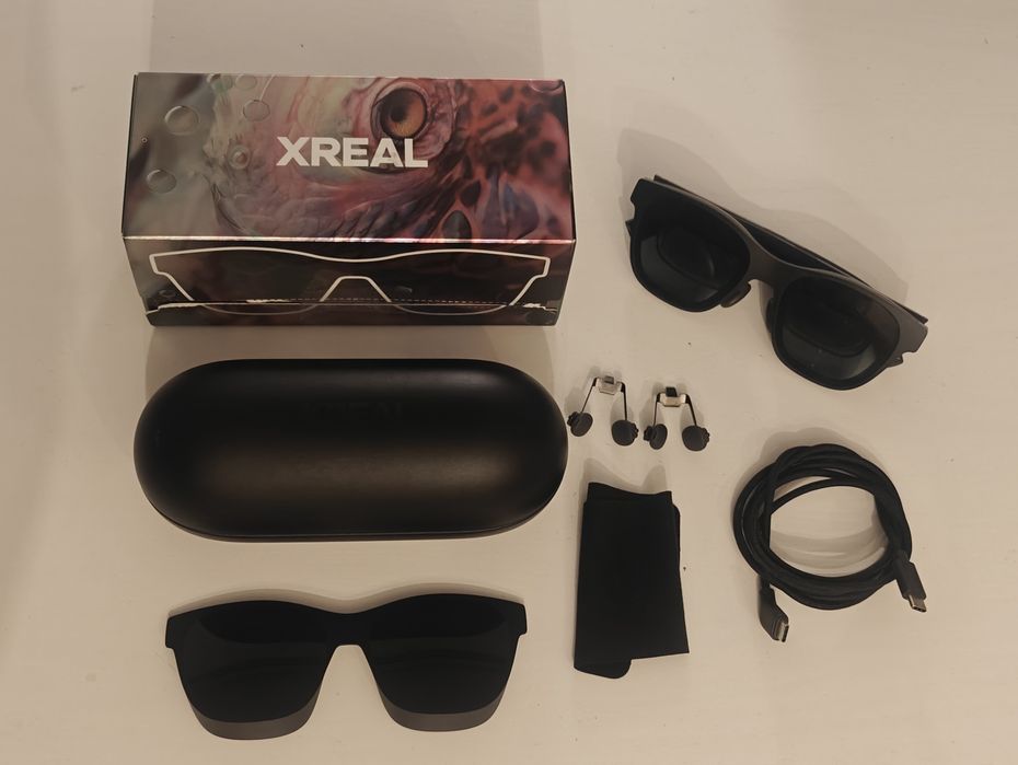 Okulary AR Xreal Air 2 Pro komplet na gwarancji