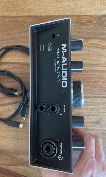 M-Audio M-Track 2x2 - Interface de Áudio