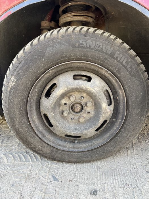 Гума зимова нова 175/70 R13