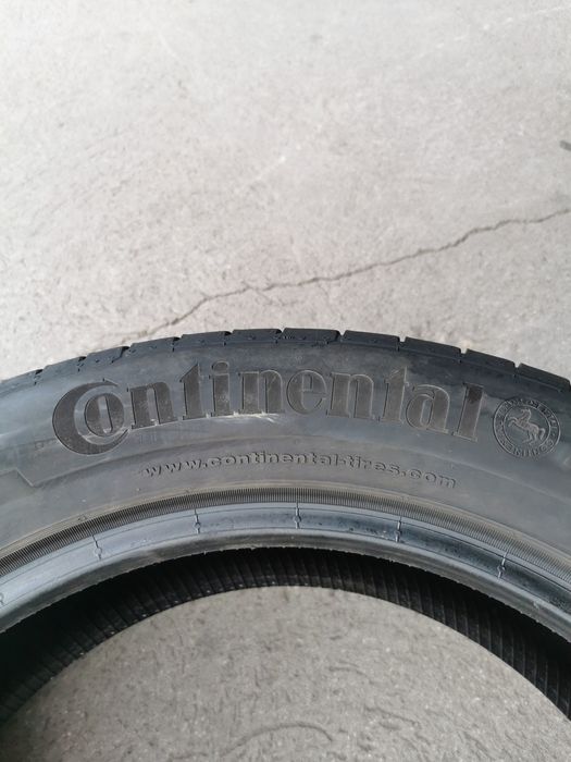 Para opon 235/50R18 97V Continental ContiSportContact 5