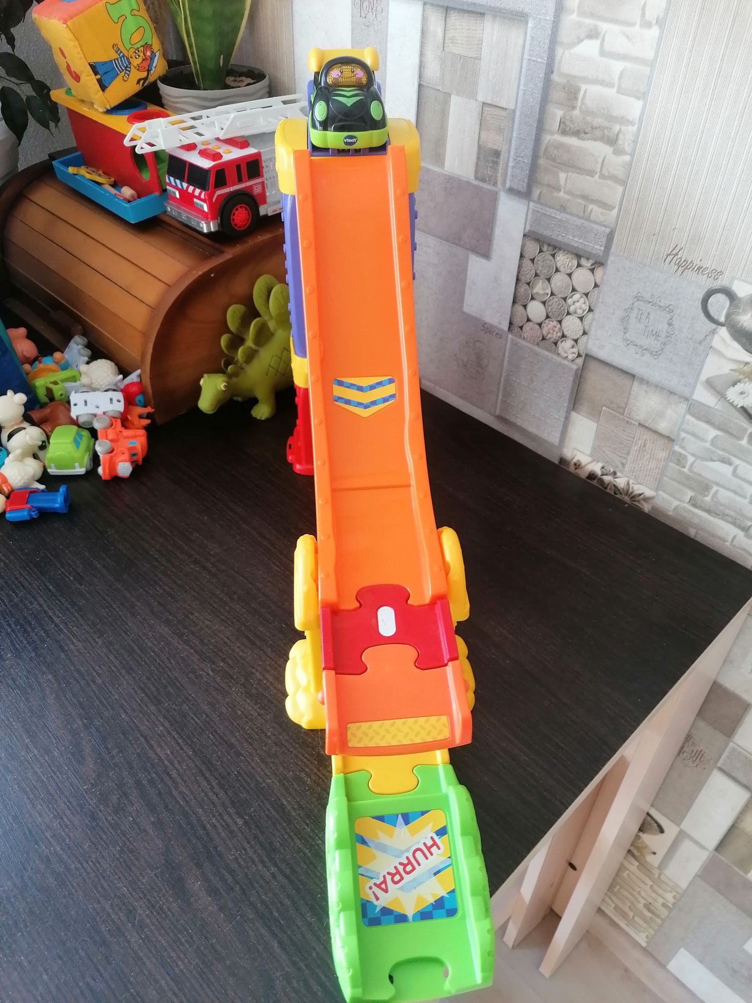 Гоночний трек vtech
