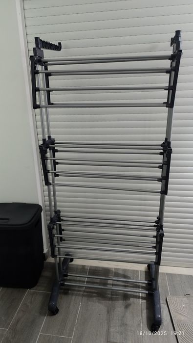 Estendal de pé portátil