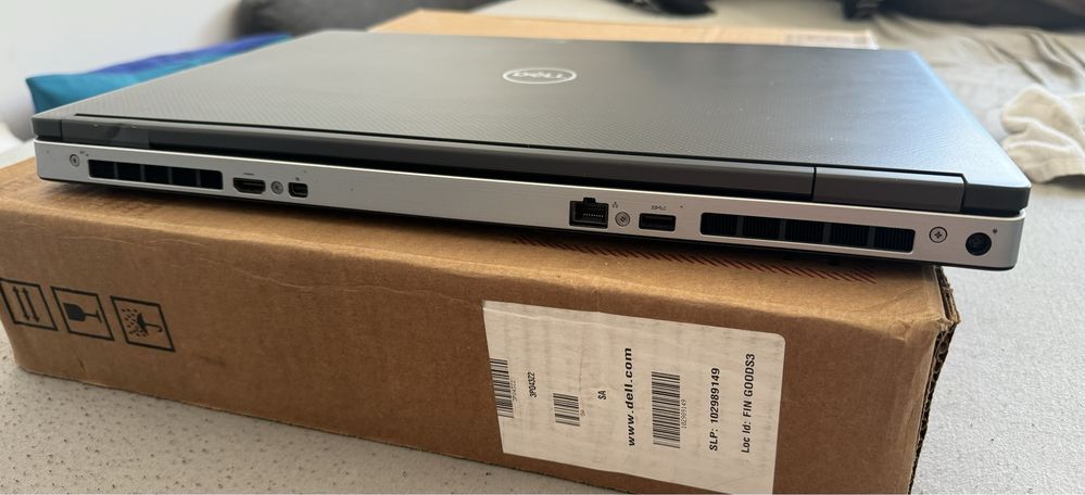 Dell precision 7740 jak nowy