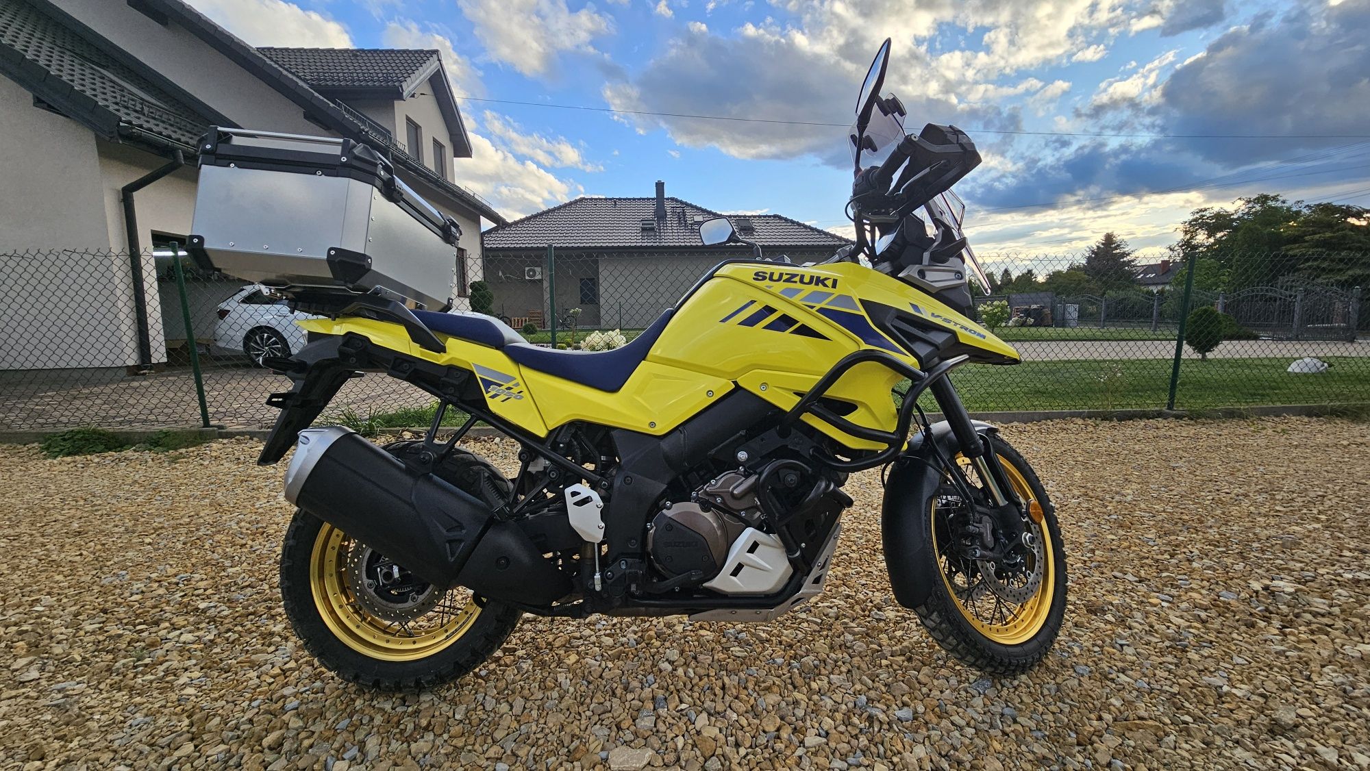 Suzuki dl 1050 xt dl1000 xt  V-Strom super stan