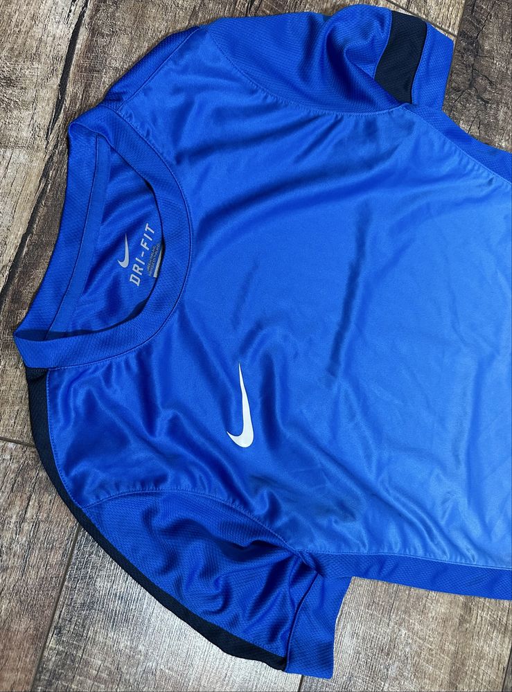 Футболка Nike. S-ка. Оригинал