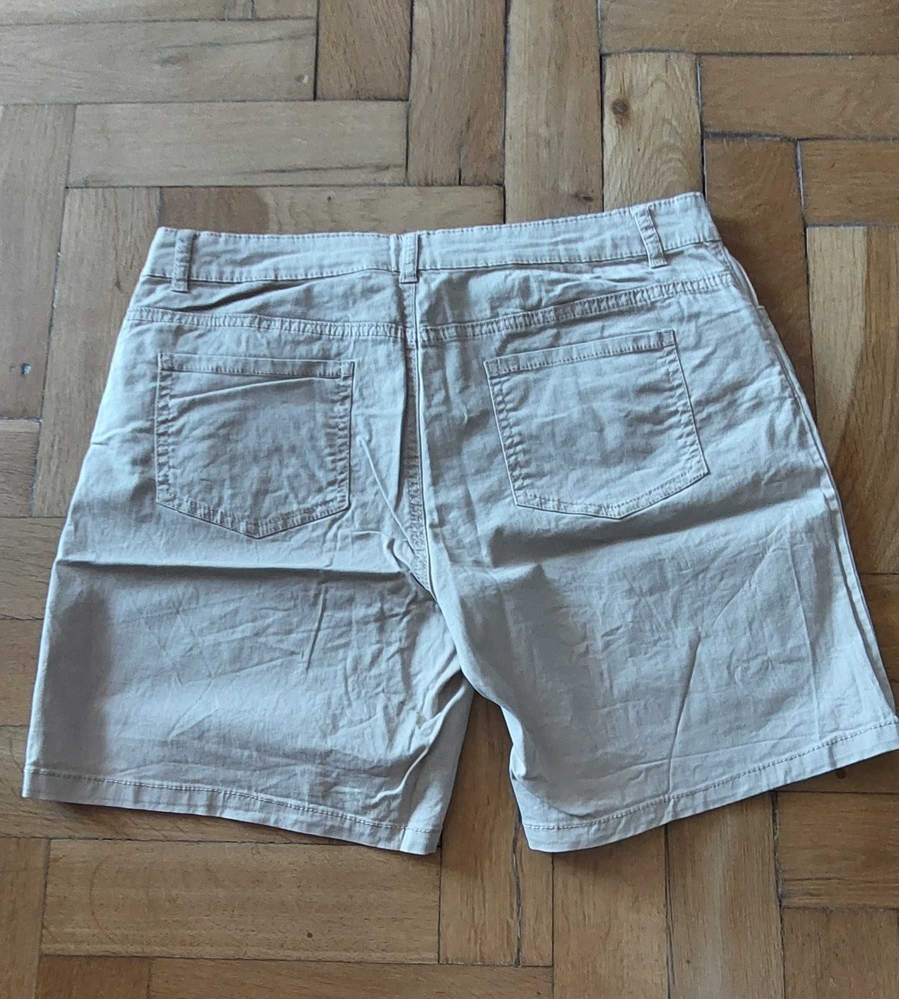 Krótkie spodenki, rozmiar 40, InExtenso