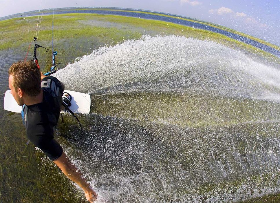 Kitesurfing Lessons - Kiteboarding Coach - Aulas Kitesurf - Kiteboard