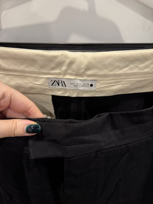 Штани Zara чорні струмуючі, прямі, ідеал