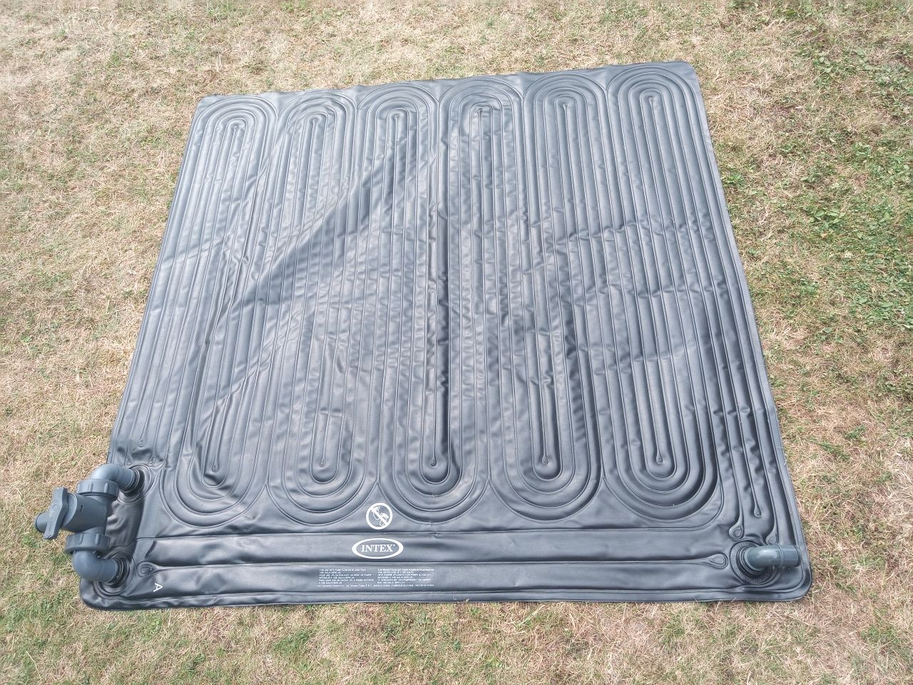 Mata podgrzewająca wodę w basenie 120cmx120cm INTEX