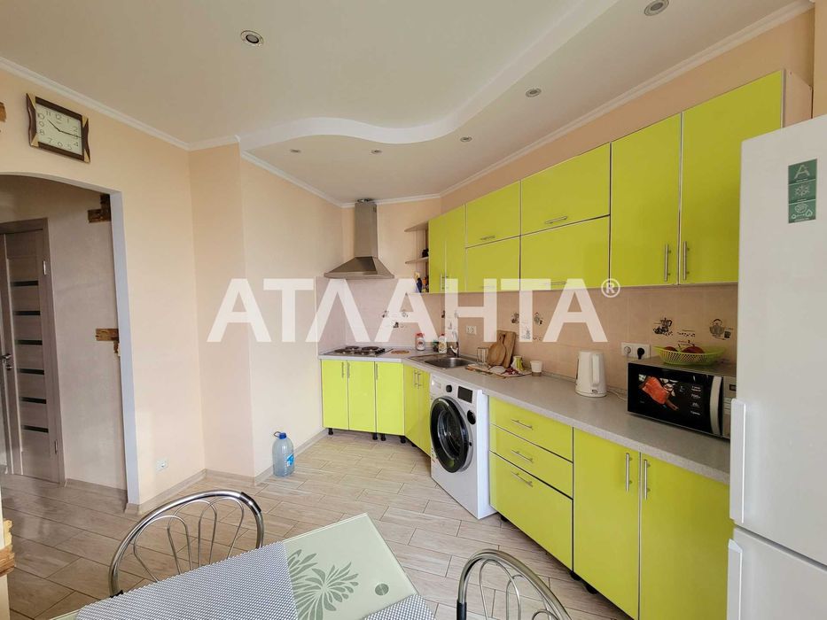 1-к квартира в кирпичном новострое с ремонтом