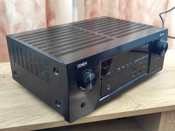 Denon AVR X2400H amplituner Heos