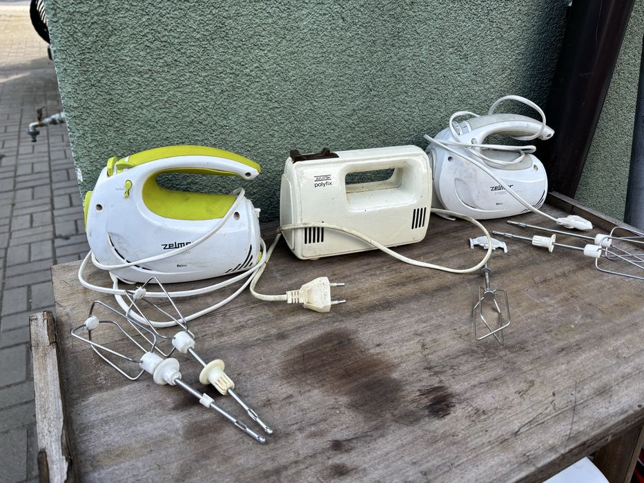 Trzy miksery elektryczne PRl