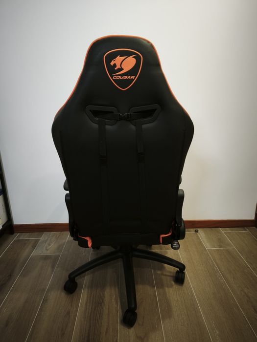 Cadeira Gaming Cougar Gaming