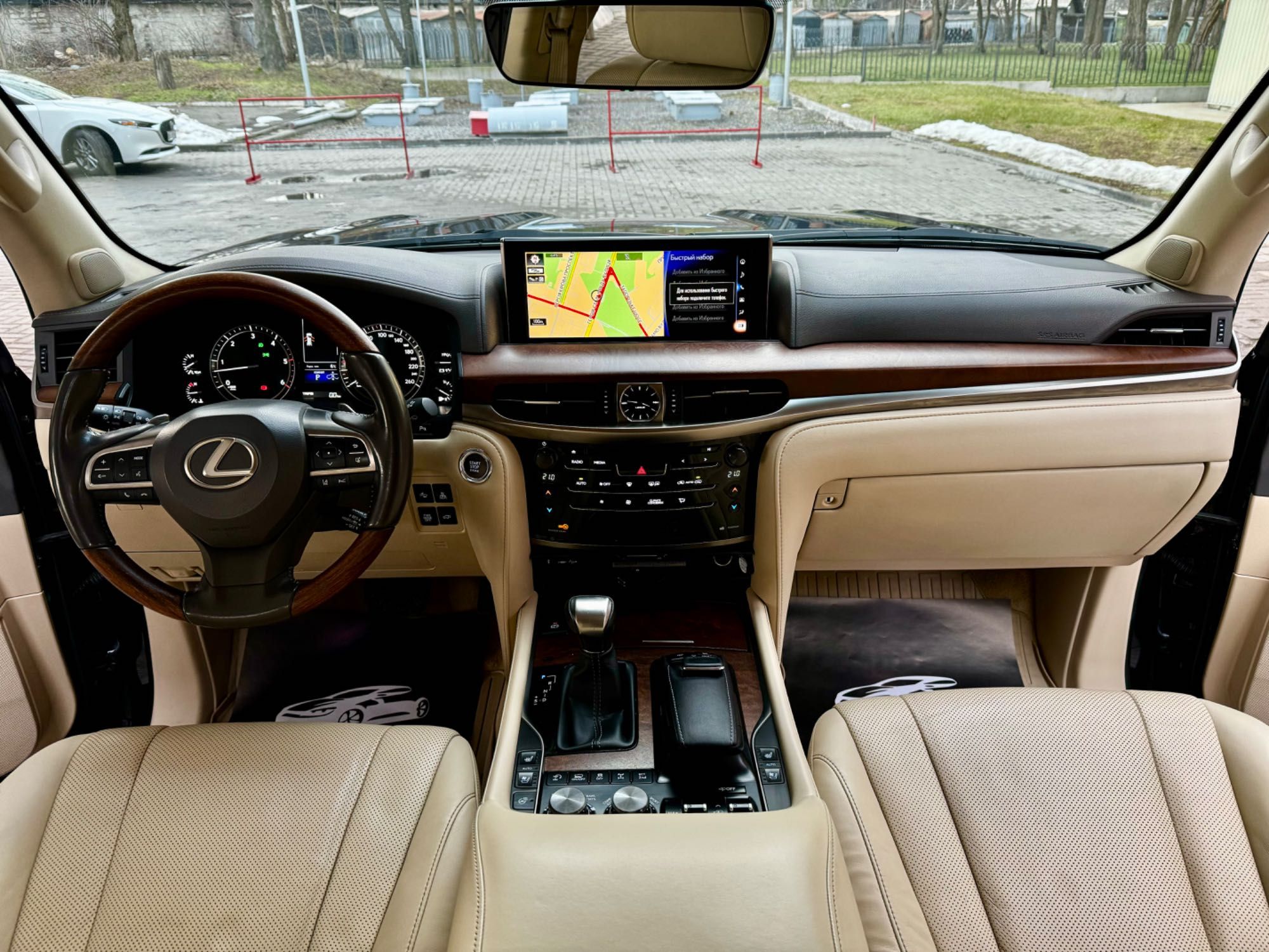 Продам Lexus LX450D