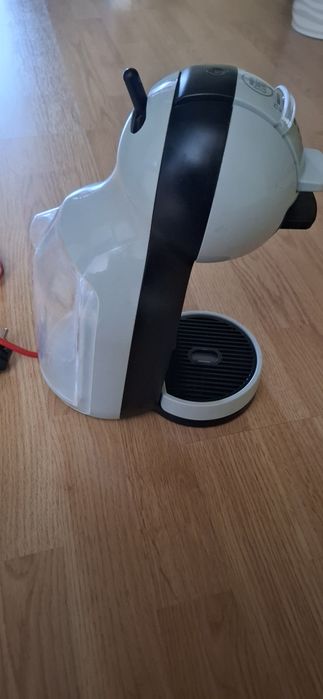 Kapsulkowy ekspres do kawy Nescafe Dolce Gusto