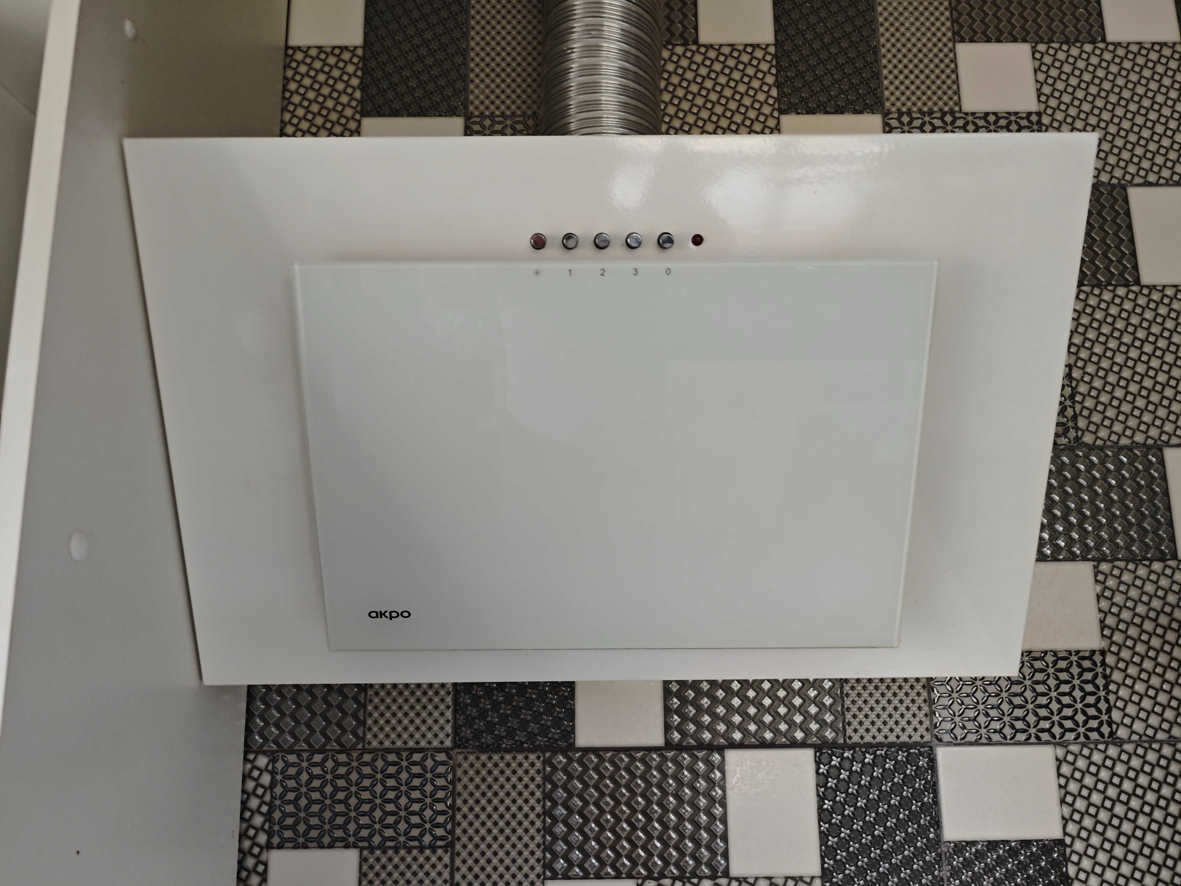 Okap AKPO WK-4 Nero 50 Biały 323.9m3/h 71dB klasa C.