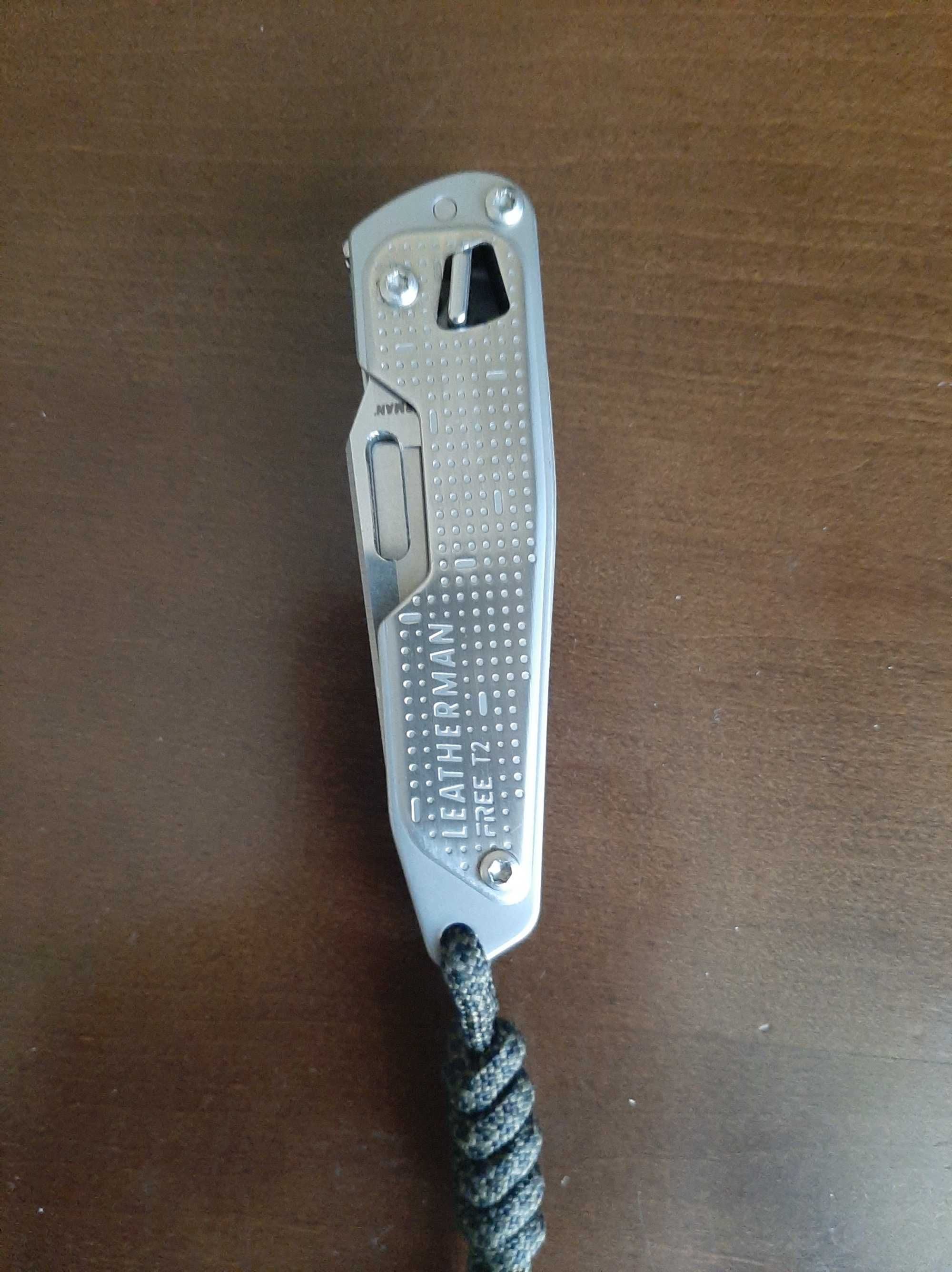 Мультитул Leatherman Free T2