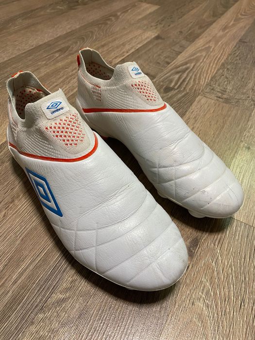 Футбольні бутси Umbro Medusæ III Elite SG