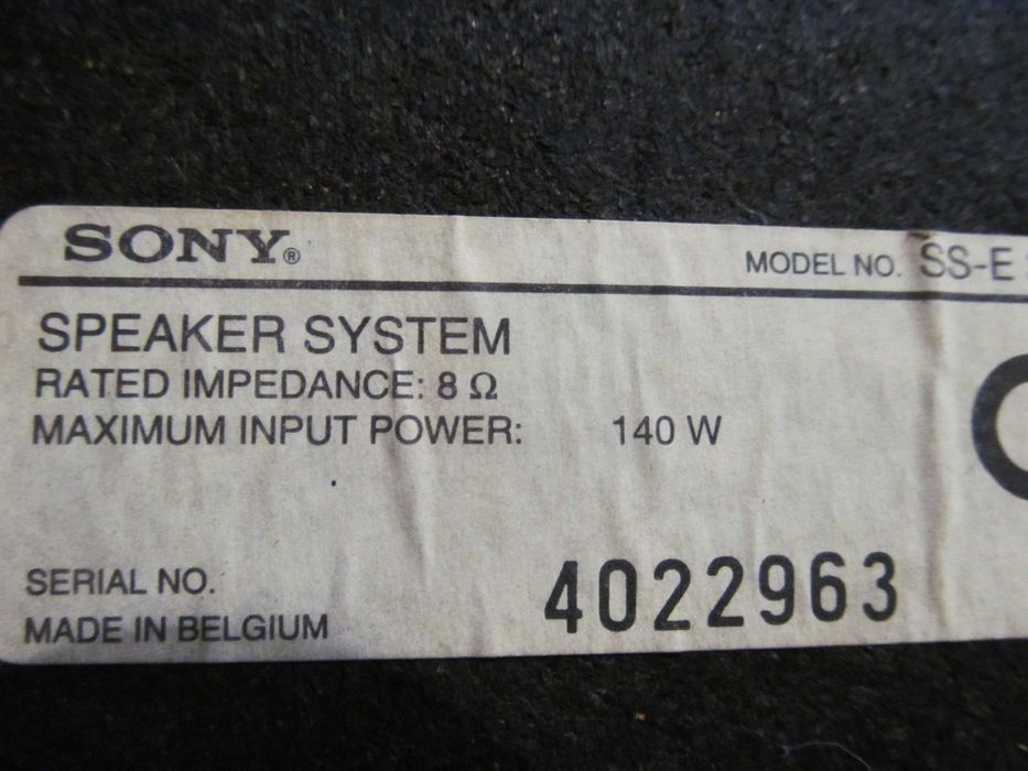 Продам Колонки Sony по 90 watts.