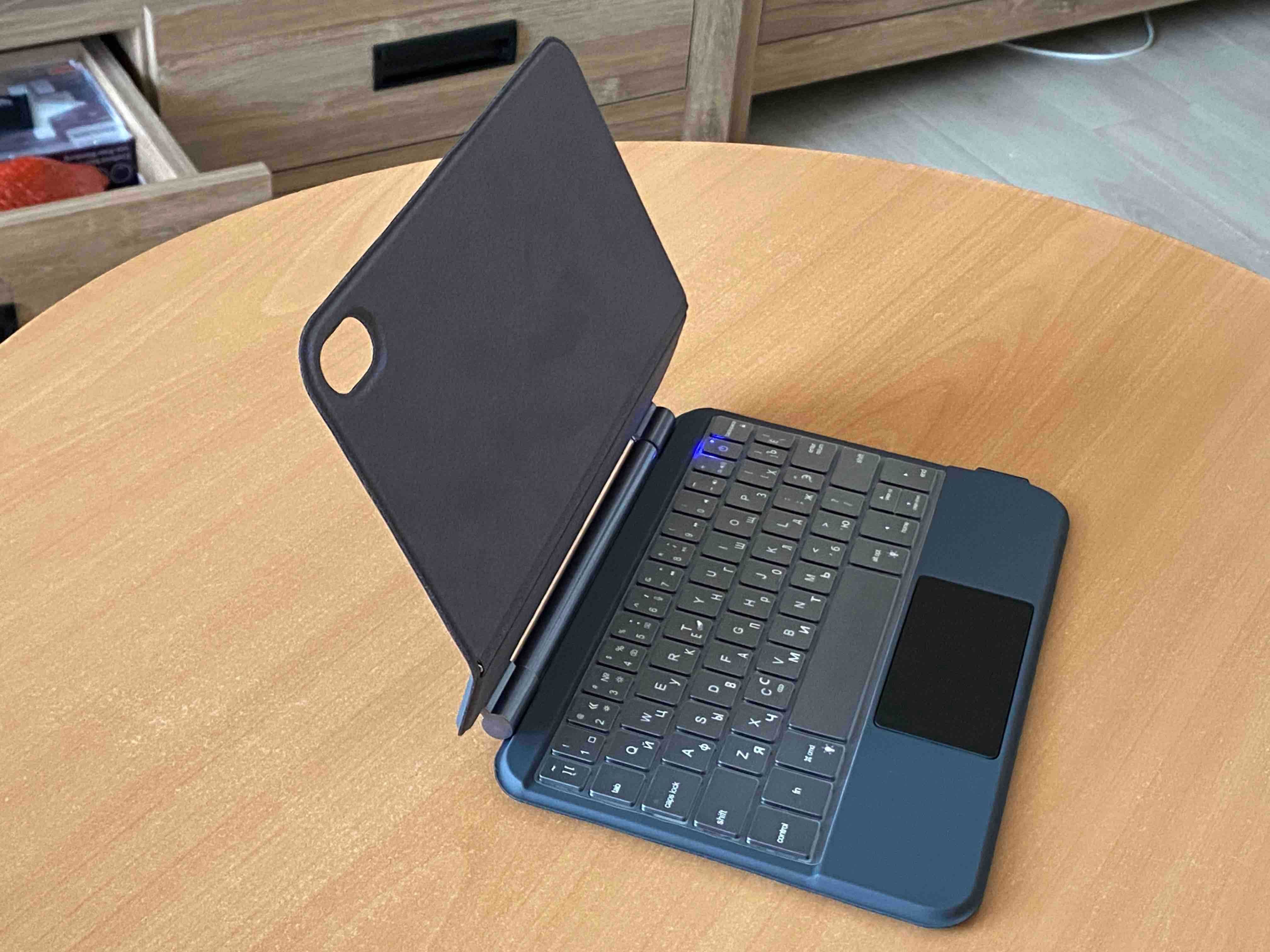Чехол-клавиатура для iPad mini 6 2021