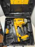 Osadzak do betonu, Pistolet, Gwoździarka Akumulatorowa DeWalt DCN 890N