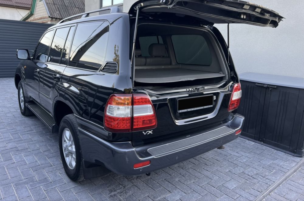 Toyota Land Cruiser 100 VX