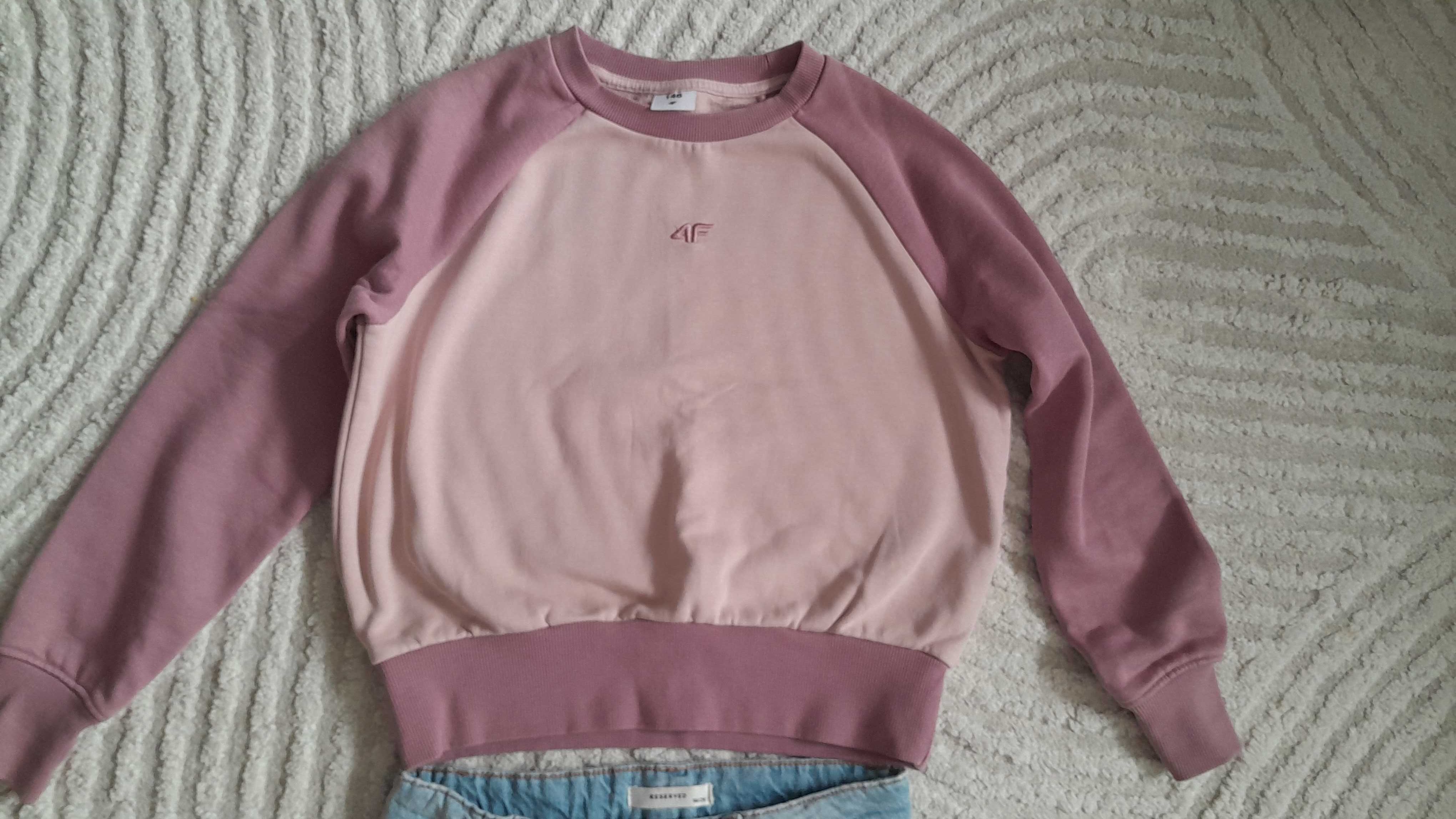 Zestaw bluza i dżinsy 146