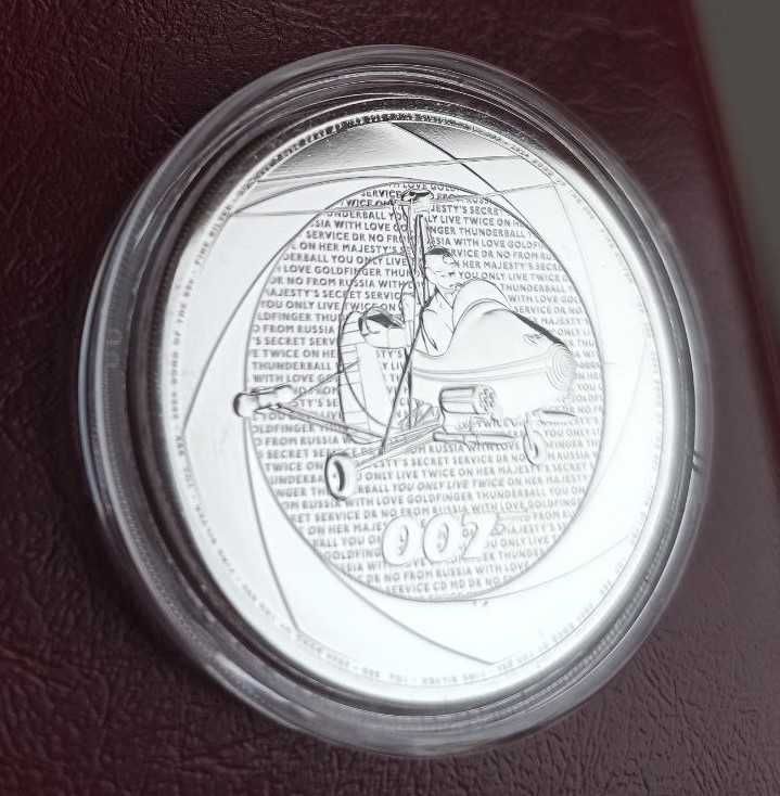 Монета 2 фунта 2024 Великобритания, Агент 007
