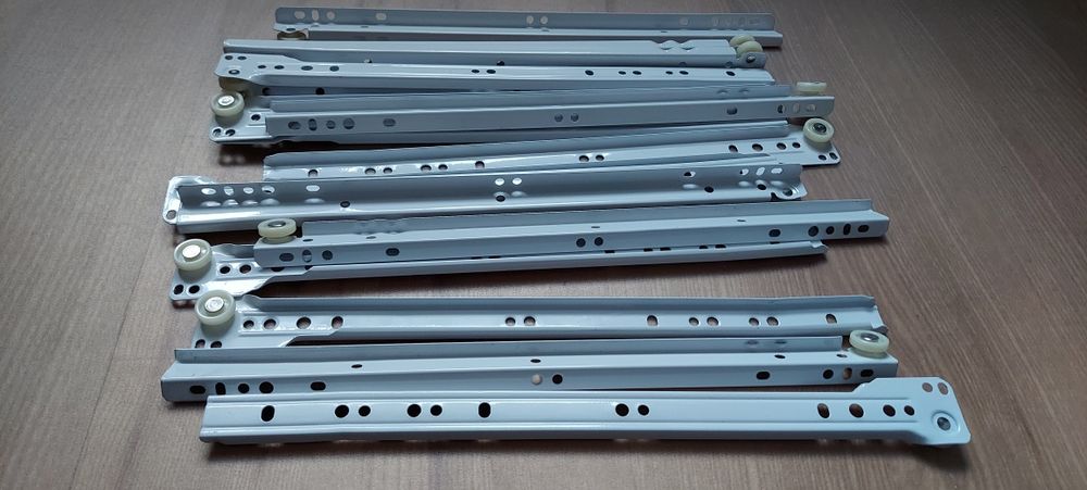 Prowadnica meblowa rolkowa 4 kpl