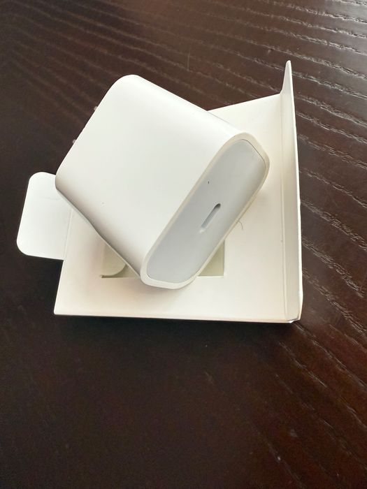 Apple USB-C 20w/30w Power Adapter