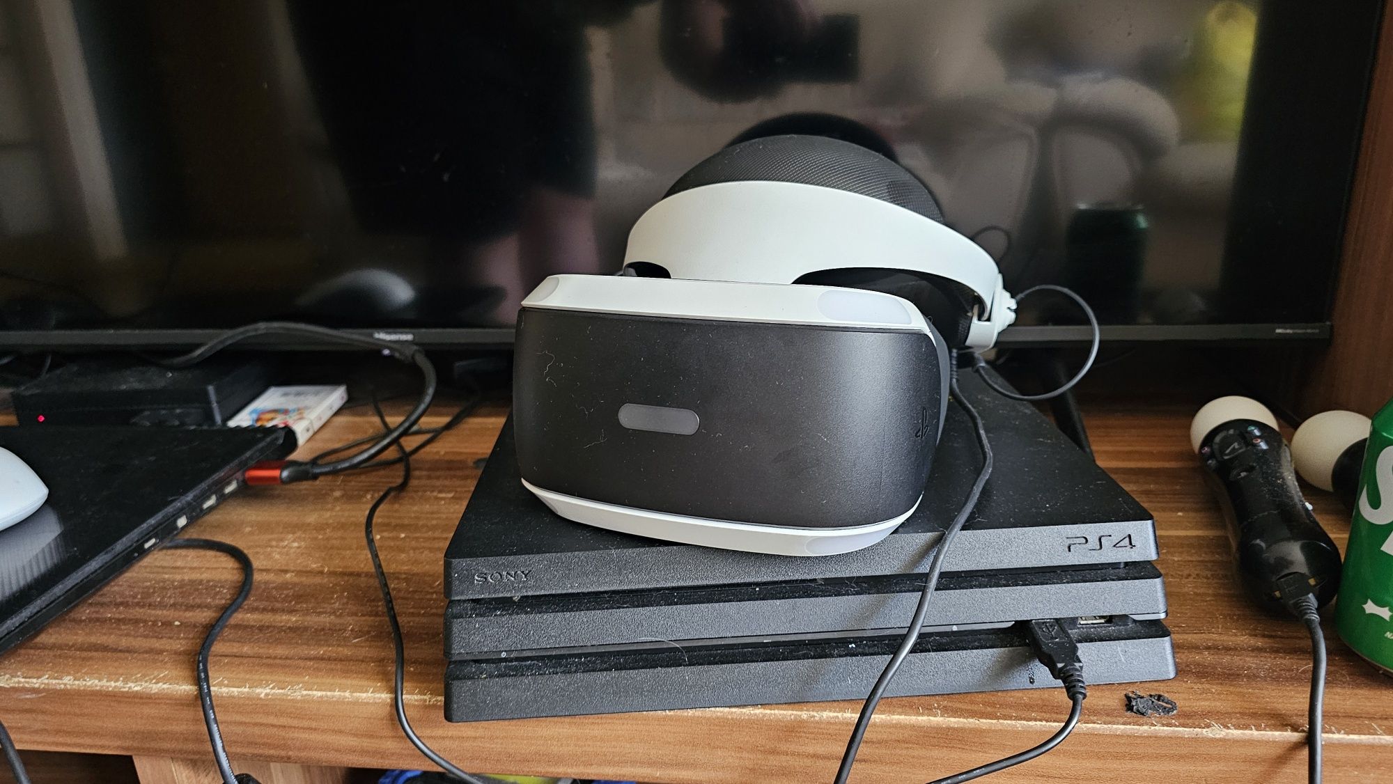 Ps4 pro + vr + cam + move+ диск