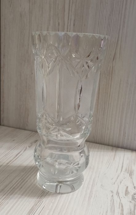 Кришталева ваза, висота 20 см
