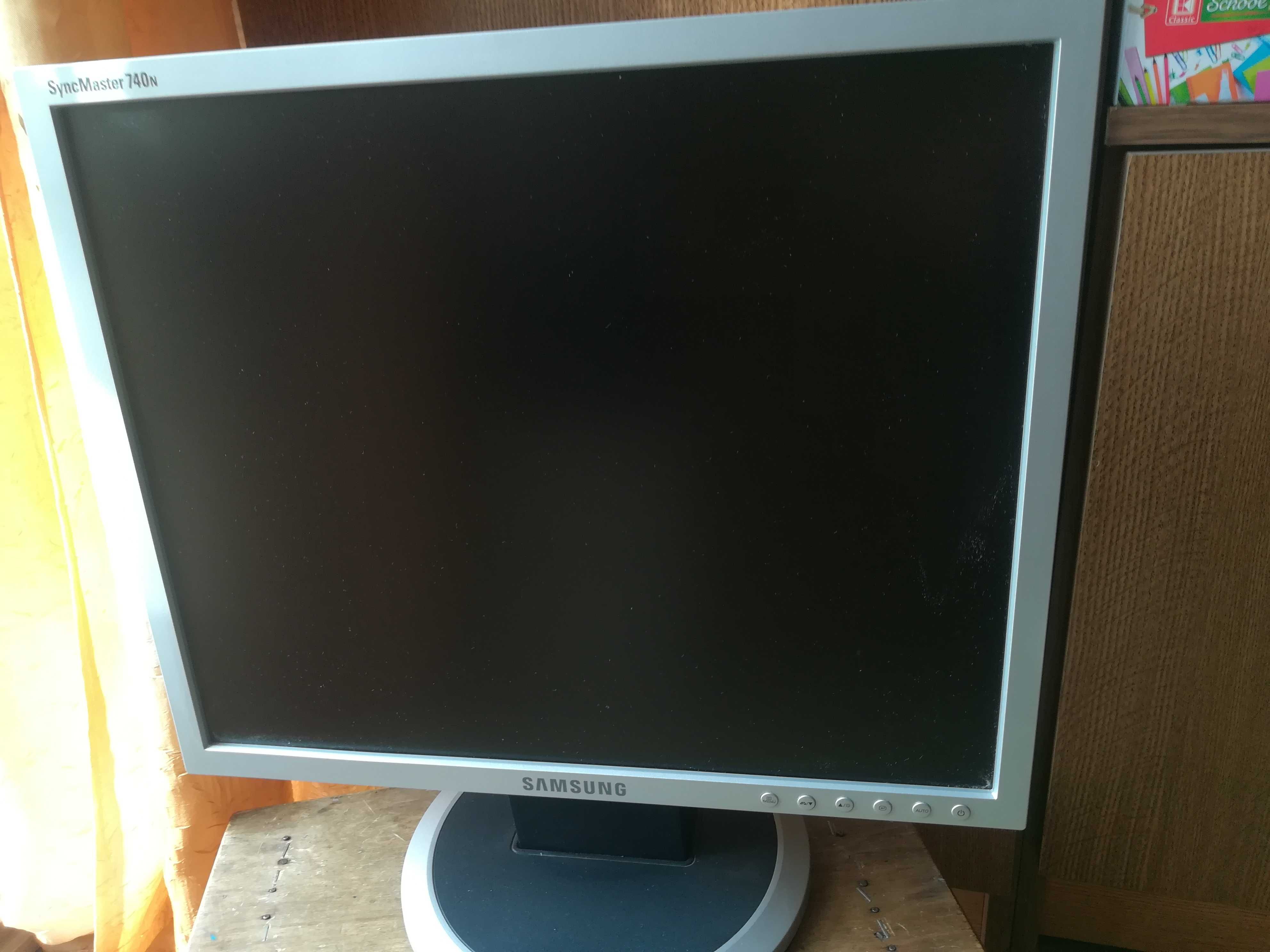 Monitor samsung 17" SyncMaster 740N