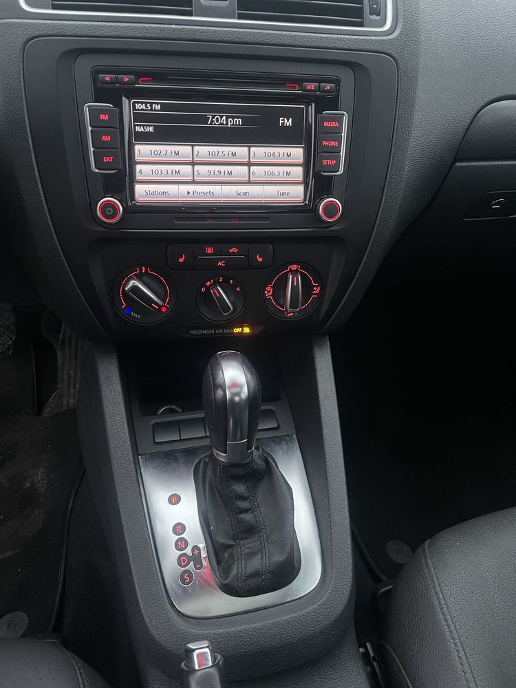 VW Jetta 6 2.5 автомат