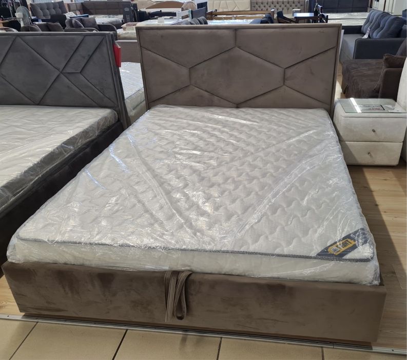 Ліжко Кровать двохспальне мʼяке, з ящиком для білизни