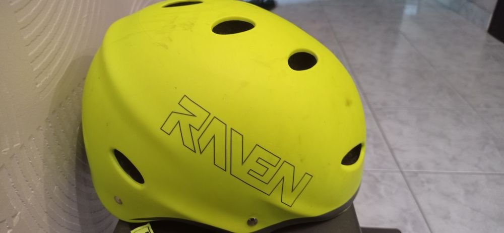 Kask jasny zielony Spokey Raven F511 Bmx Lime