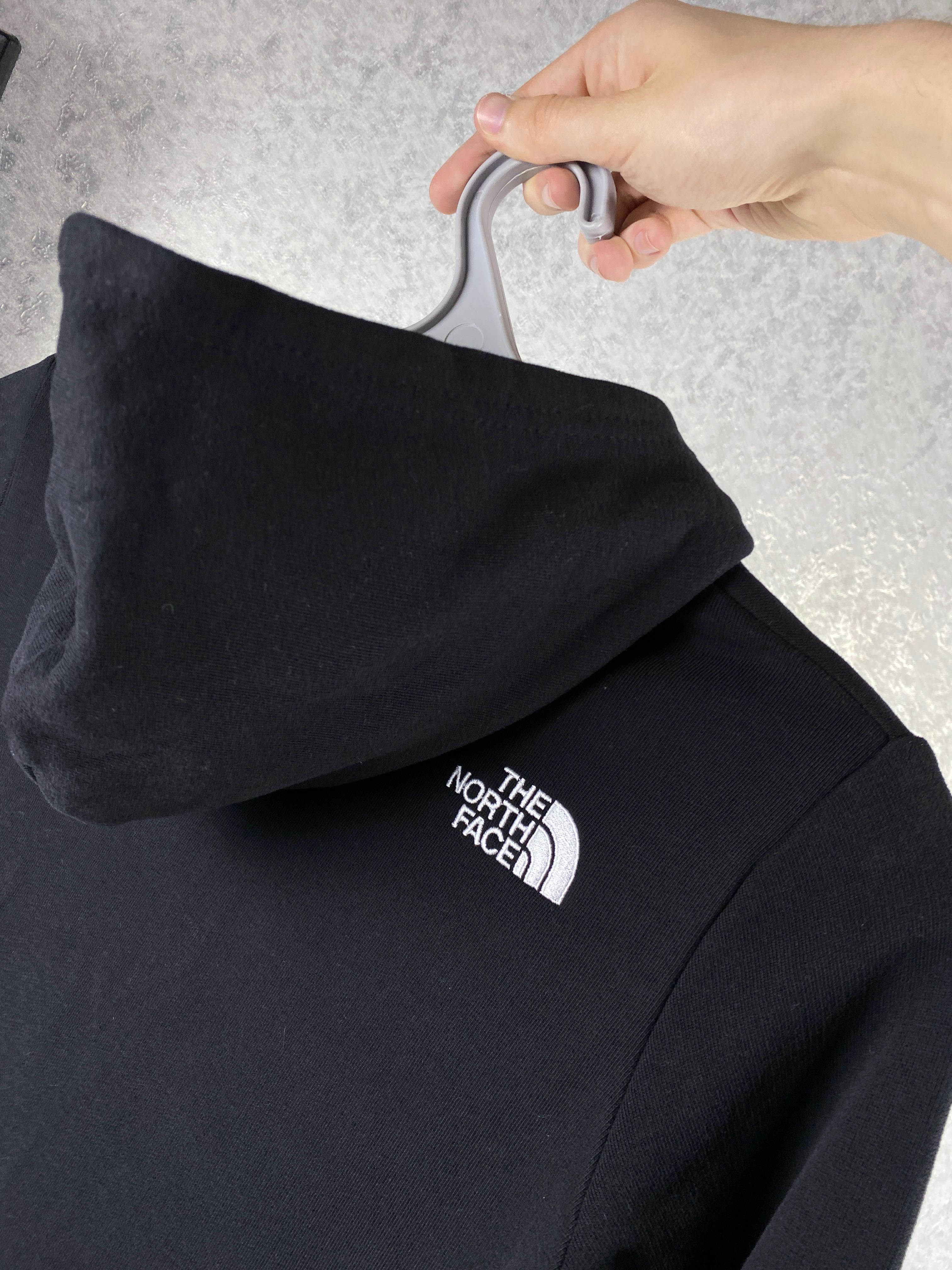 Базовое черное худи The North Face Everyday Hoodie