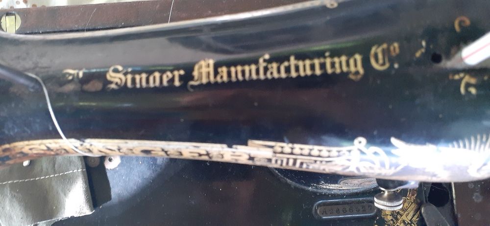 Швейная ручная машинка зингер, переносная 2500 грн