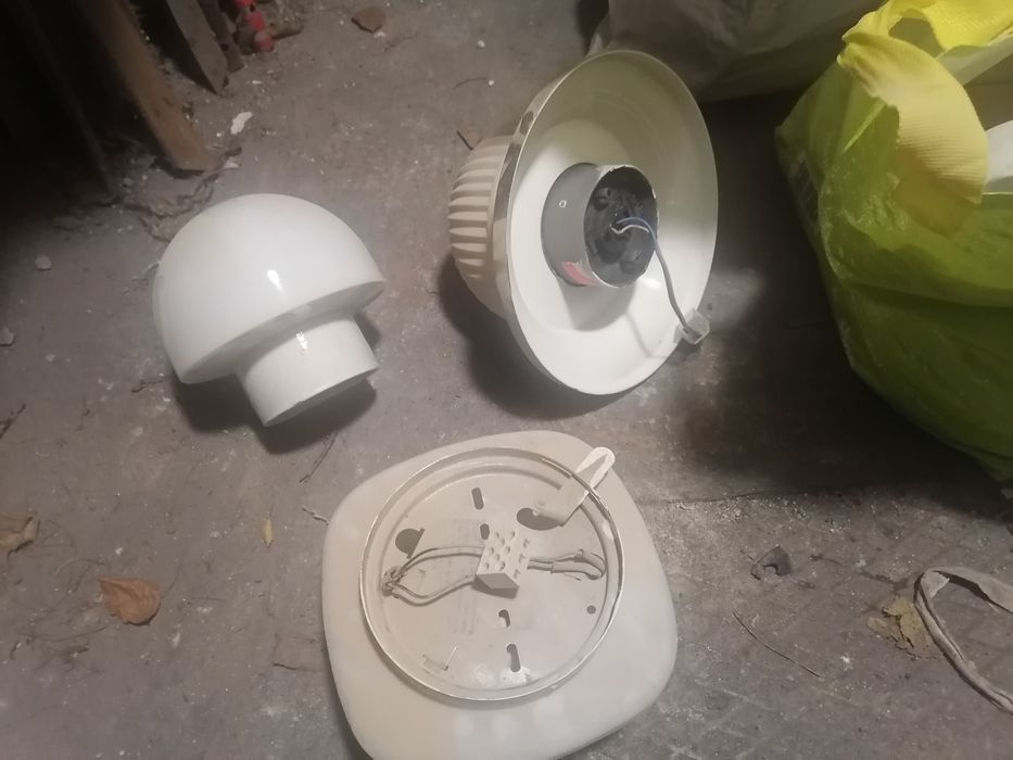 Plafon lampy oświetlenie