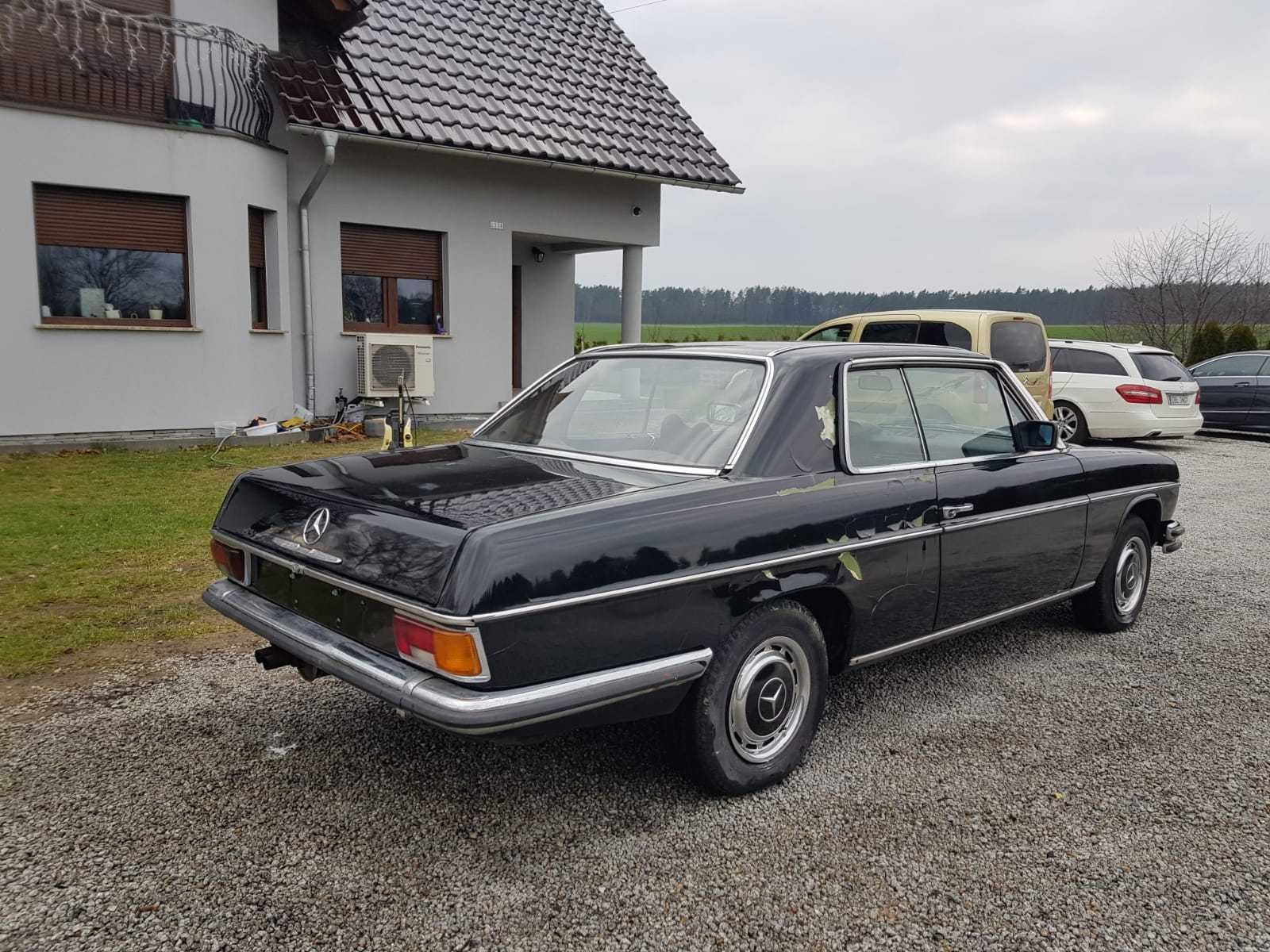 Mercedes W114 coupe 280