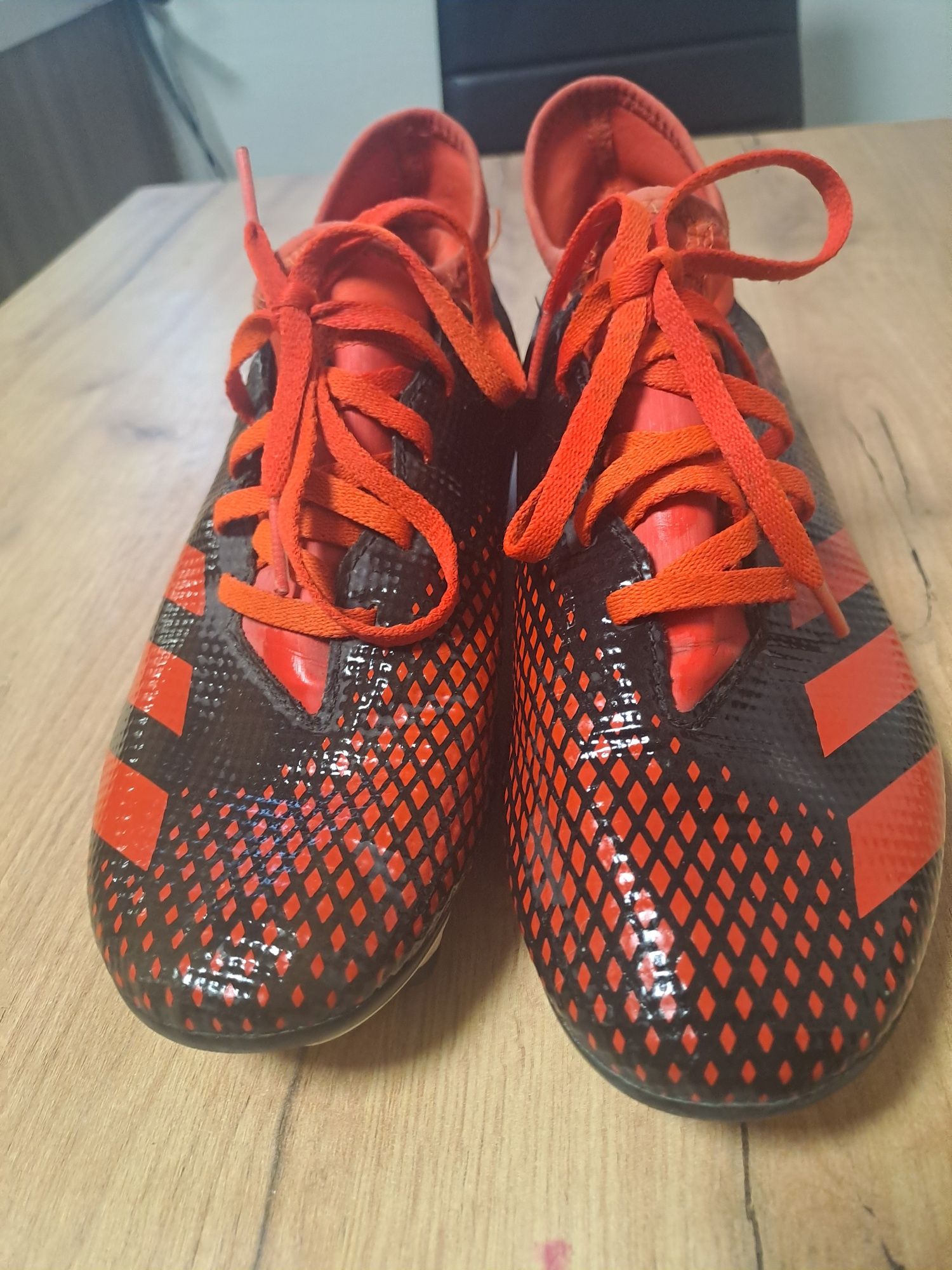 Korki firmy adidas