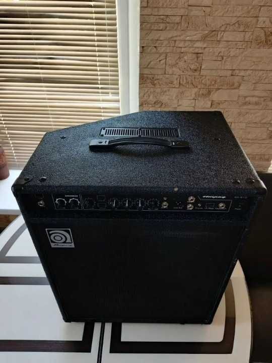 Wzmacniacz basowy combo 450W Ampeg BA210V2