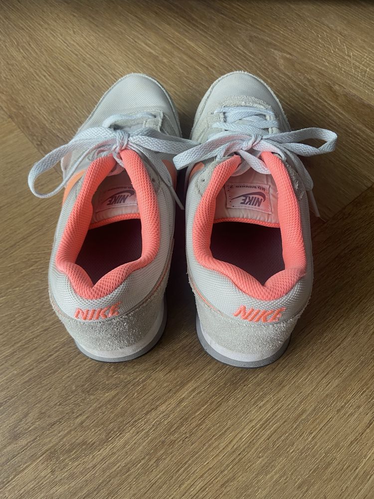 Damskie Adidasy nike  38.5