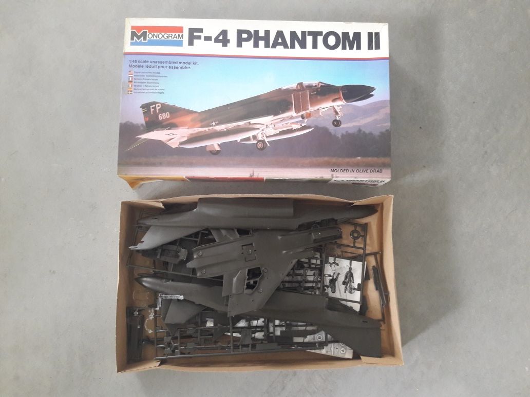 Kit Avião F4 Phantom II