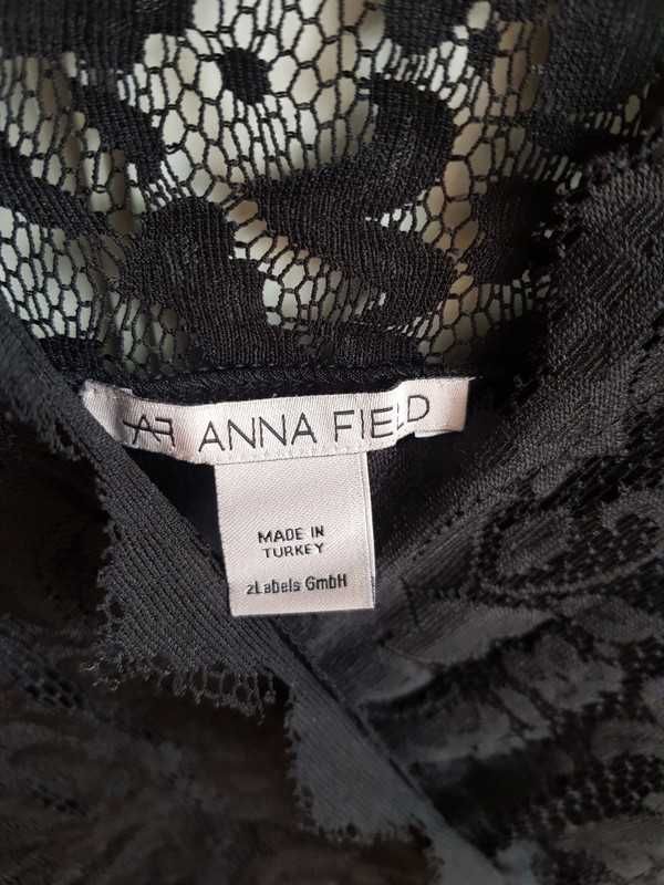 Koronkowa bluzeczka Anna Field