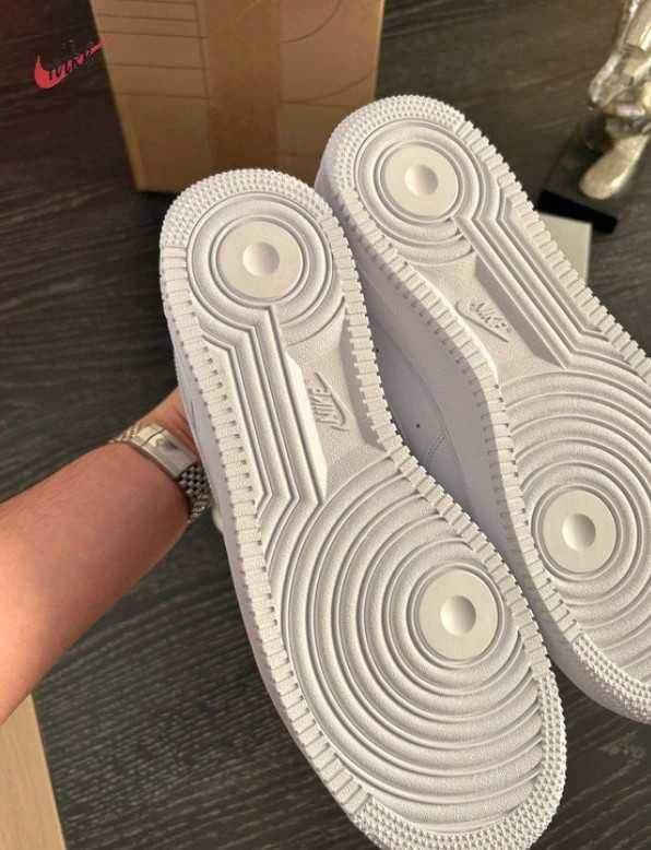 Biały\NikeForce1*airDamskieKomfort ZniżkaTrampkiNeutralne 40
