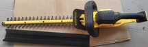 Nożyce do żywopłotu DeWalt DCM 563