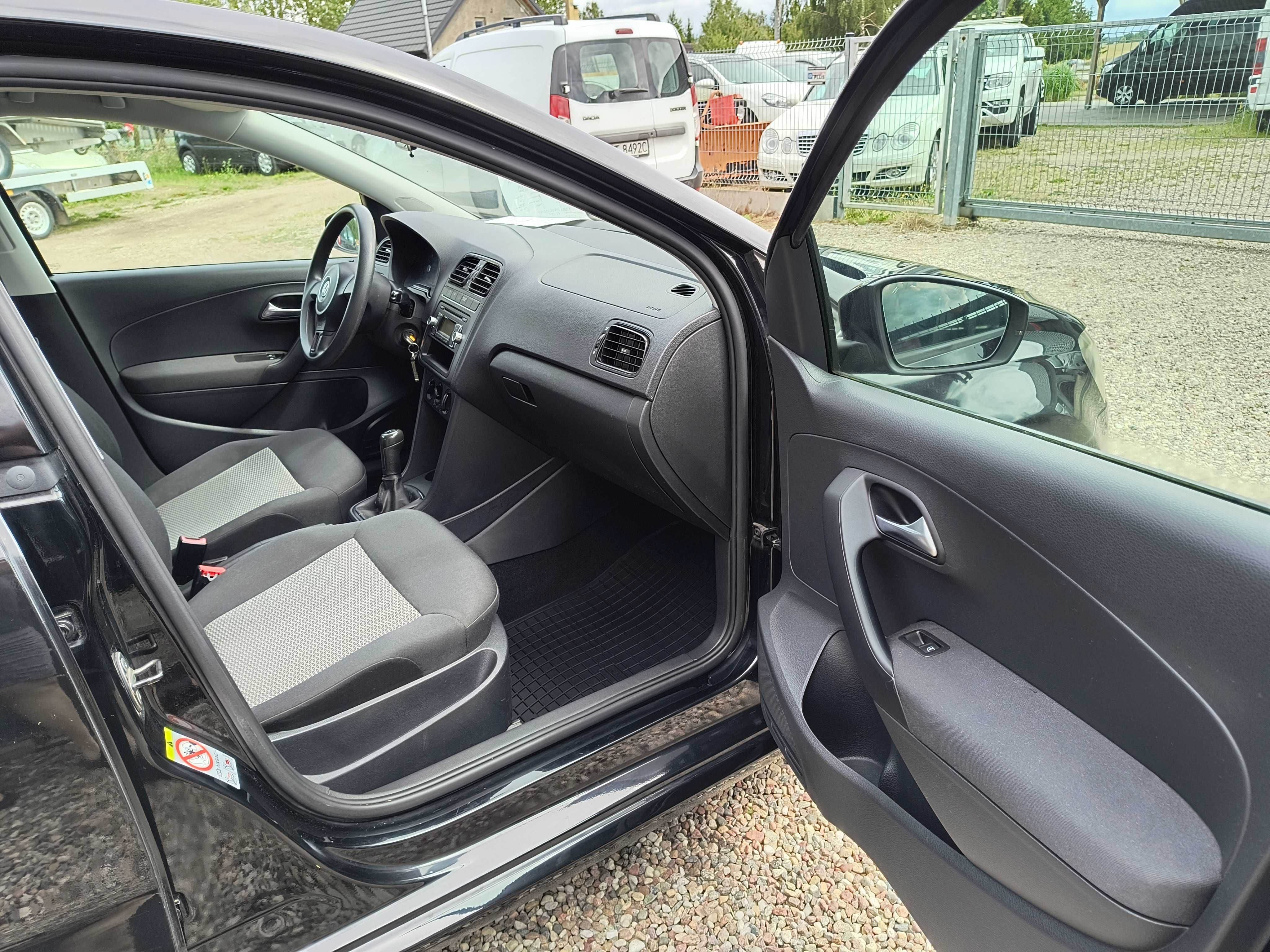 Volkswagen polo 2010 sprowadzony 5 drzwi benzyna