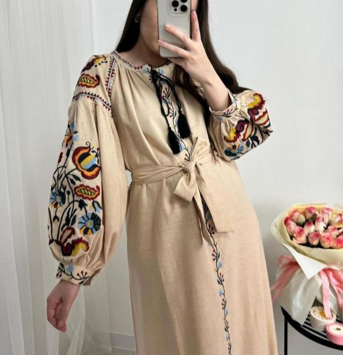 Сукня вишита бавовняна