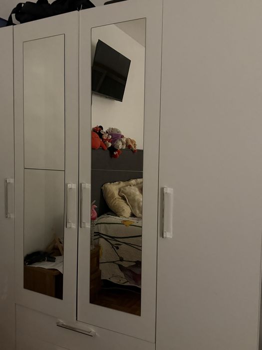 Armário moviflor praticamente novo